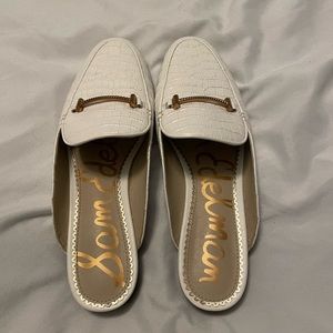 Sam Edelman white slide on loafers